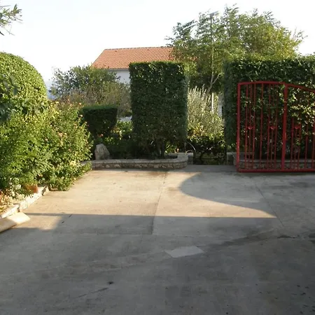 Гостевой дом In With Sea View, Balcony, Air Conditioning, Wifi 3416-5 *